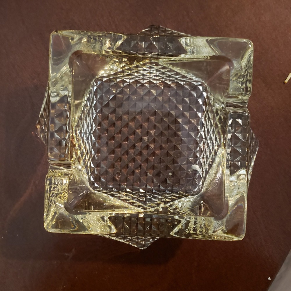 VTG Twisted Square Amber Yellow Glass Ashtray Heavy Waffle Base MCM L.E. Smith‎ - Picture 12 of 16